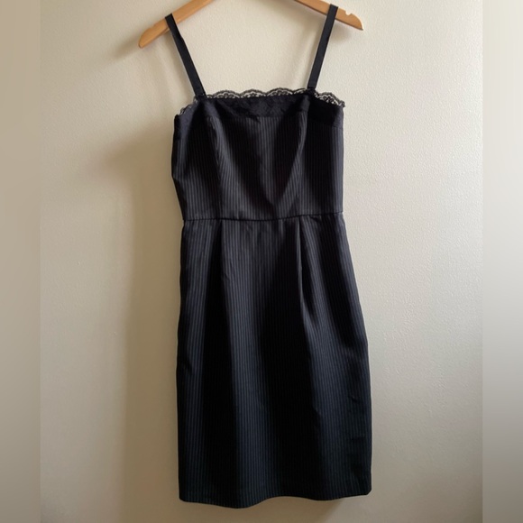 Dkny Dresses & Skirts - DKNYC PINSTRIPE DRESS WITH LACE DETAILS WITH REMOVABLE STRAPS AND POCKETS